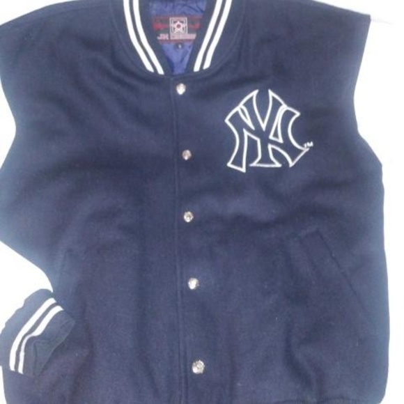 Jacket - Picture 1 of 7